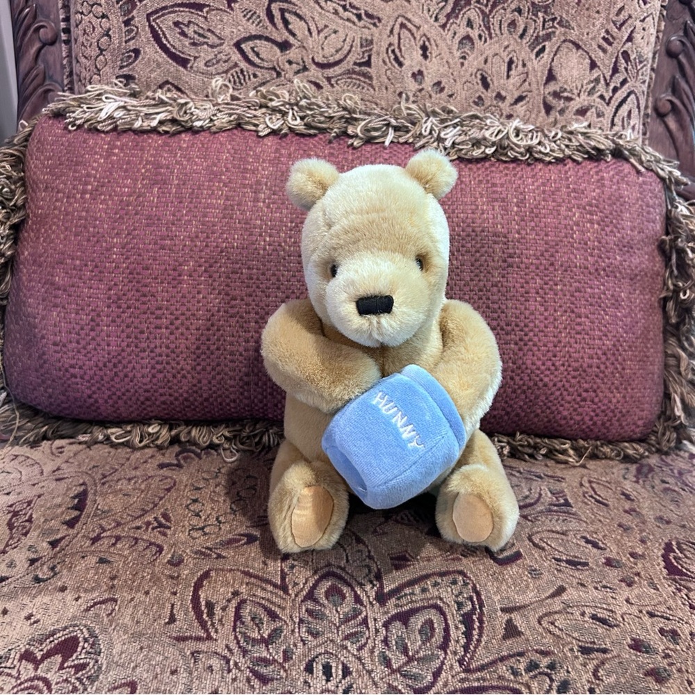 Gund Disney Classic Pooh Bear with Blue Honey Pot - 7”